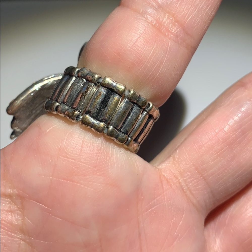 Queen bee ring - Picture 3 of 4